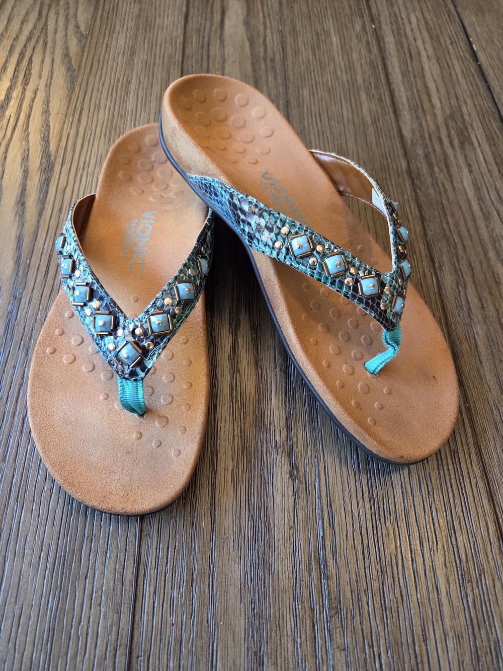 Vionic Orthaheel Floriana Turquoise Jeweled Thong Sandals